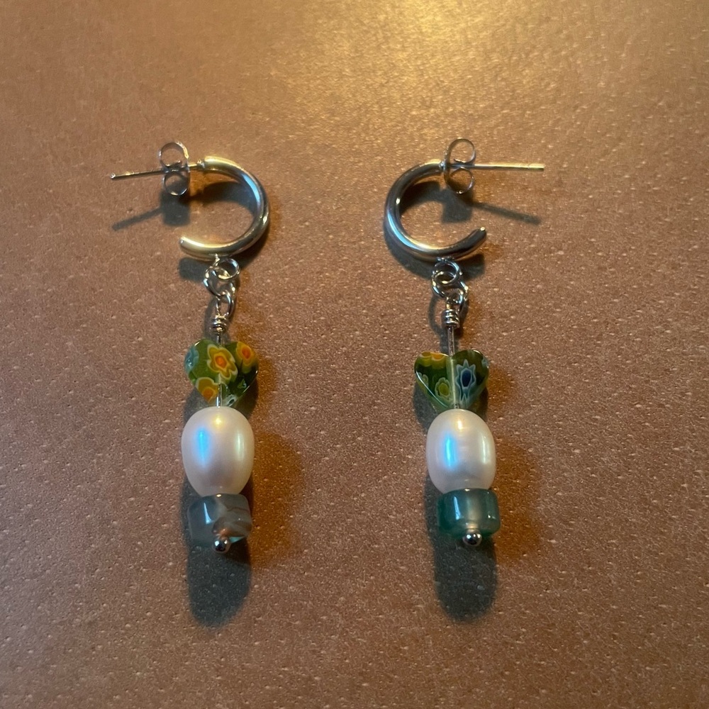 💚Italian millefiori glass bead freshwater pearl hoop earring green silver white - Picture 1 of 7